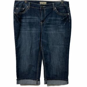 + Earl Cropped Jeans